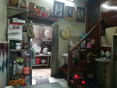 -Kha Mu Charoensang(Silom)