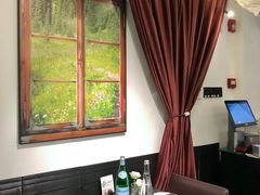 -LESCEDARS Brasserie Bistro香柏树