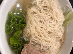 特级龙骨面线汤-松发肉骨茶SongFa(静安嘉里中心店)