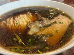 红汤红焖肉面-苏面斋·本地传统苏式面馆
