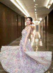-愫·婚纱礼服馆(河东店)