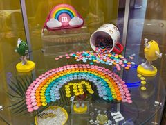 -m豆巧克力世界(上海世茂广场店)