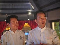 -弦月窗LUNETTE BY AMANDA(复兴路店)