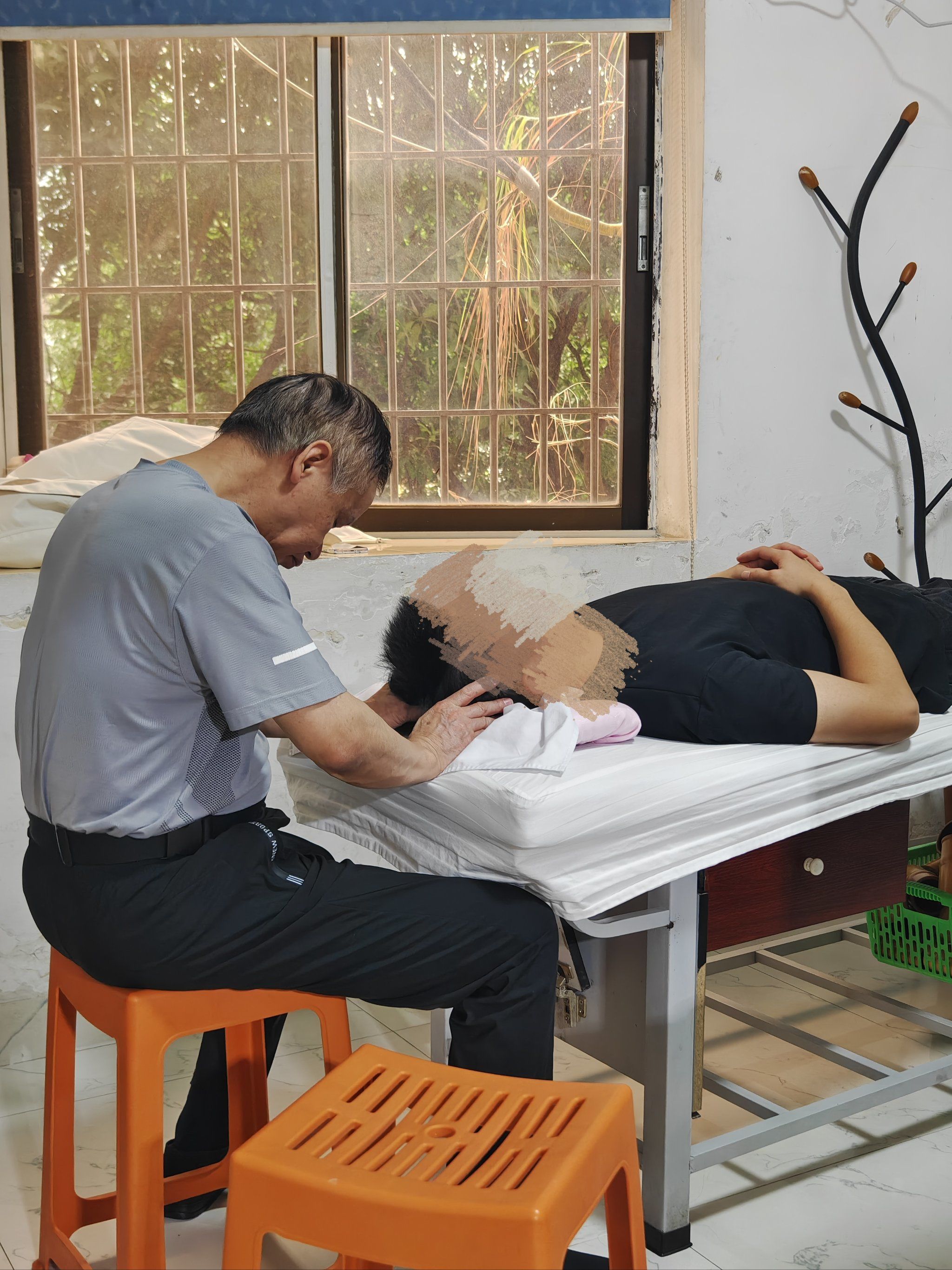 0元玩转这座城人生中第一次按摩在石鼓路的这家舒倍佳盲人按摩,师傅