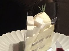 -黑草莓(重庆路店)