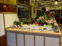 -大中华希尔顿酒店-念自助餐·嗨啤·小龙虾