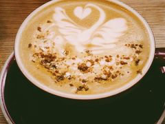芝麻酱糖饼拿铁-COFFEE HOLIC(朝外SOHO店)