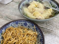 鲜肉馄饨-无名氏宵夜小摊(祝家三姐妹馄饨店)