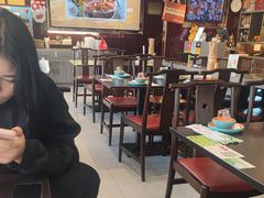 -川流不息·地道川菜·小龙虾(松东路店)