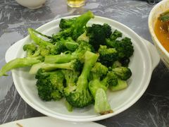 蒜蓉西兰花-陈根记大牌档