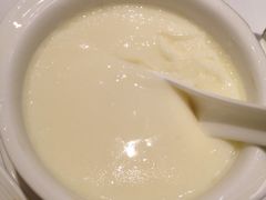 蛋白杏仁茶-翠园(铜锣湾广场店)