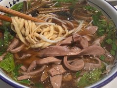 -镇南锅盖面馆(解放路店)