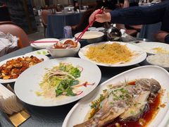 -凤凰园烤鸭店·唐山菜·传承花椒肉(老唐丰路店)