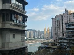 -白象居