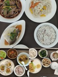 -玥奢国际母婴护理中心(滨江宝龙店)