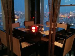 -唐拉雅秀酒店-西锦汇空中BBQ·思创餐厅
