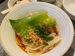 -渔语鱼新川菜Bistro(万象天地店)