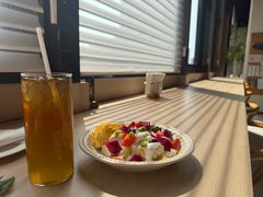 鸡腿冰淇淋酸奶水果瀑布-Pekaa啤咖食肆Coffee&Bistro