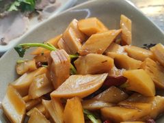 -亮亮面馆(经六路店)
