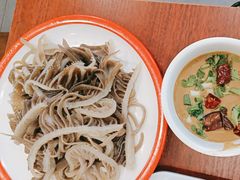 -聚首堂·特色小吃·肘子(什刹海德胜门店)