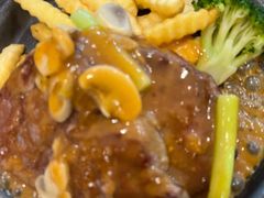 黑椒烟肉牛扒-香港新发烧腊茶餐厅(书城店)