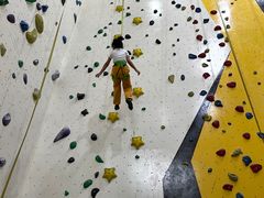 -问山MountQuest攀岩馆