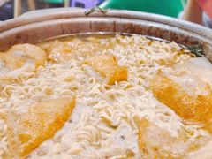 -芳村榕树头叹佬鸡煲(体育西店)
