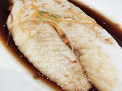 油淋巴沙鱼-良师门滨海人家·海鲜·家常菜(滨海城店)