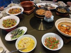 -楚山晓·湖北菜(武汉光谷K11店)