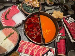 -三出山火锅(南京万象天地店)
