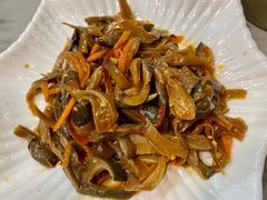凉拌鸡丝菌-大理董·董家小厨野生菌火锅(古城旗舰店)