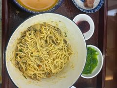 -百年老字号·观振兴蟹黄面·三虾面·苏式面(观前街富仁坊巷店)