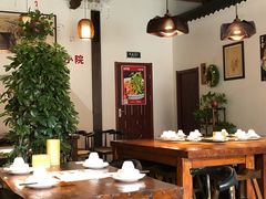 大堂-东家小院金汤酸菜鱼(南阳路店)