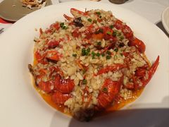-肥肥虾庄·金牌油焖大虾(汉街SKP店)