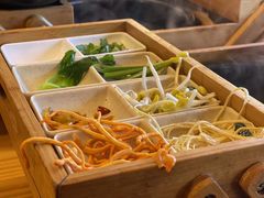 -勺子米线·云南传统小吃市集(四方街店)