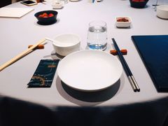 餐具摆设-屋里厢上海菜馆
