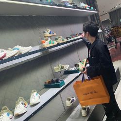 -愉己冥想·护发专门店