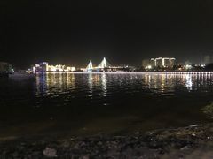 -万绿园
