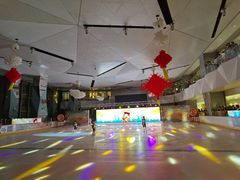 -冰纷万象滑冰场(南山万象天地店)