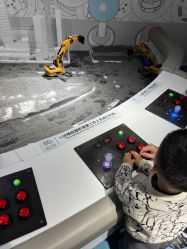 -MINI MARS KIDS CLUB亲子家庭中心(长宁天山店)
