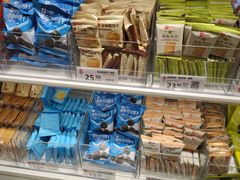 -良品铺子(大唐西市店)