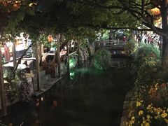 -小锅巴纳西餐厅