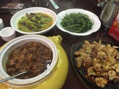 -何氏排骨(左家塘店)