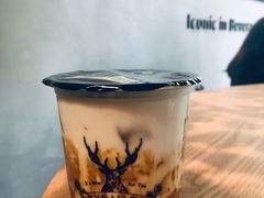 黑糖鹿丸鲜奶-THE ALLEY 鹿角巷(华润万象城店)