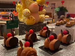 -咖啡苑自助餐厅·中国大饭店