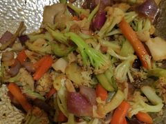 -小鱼小牛·鱼牛干锅·脆鱼火锅(世欧广场店)