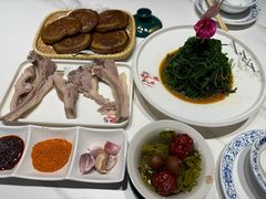 -三江源美食城
