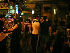 帅哥美女-Helens海伦司(武汉卓刀泉店)