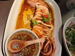 -大头虾越式风味餐厅(光明广场店)