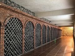 -源石酒庄